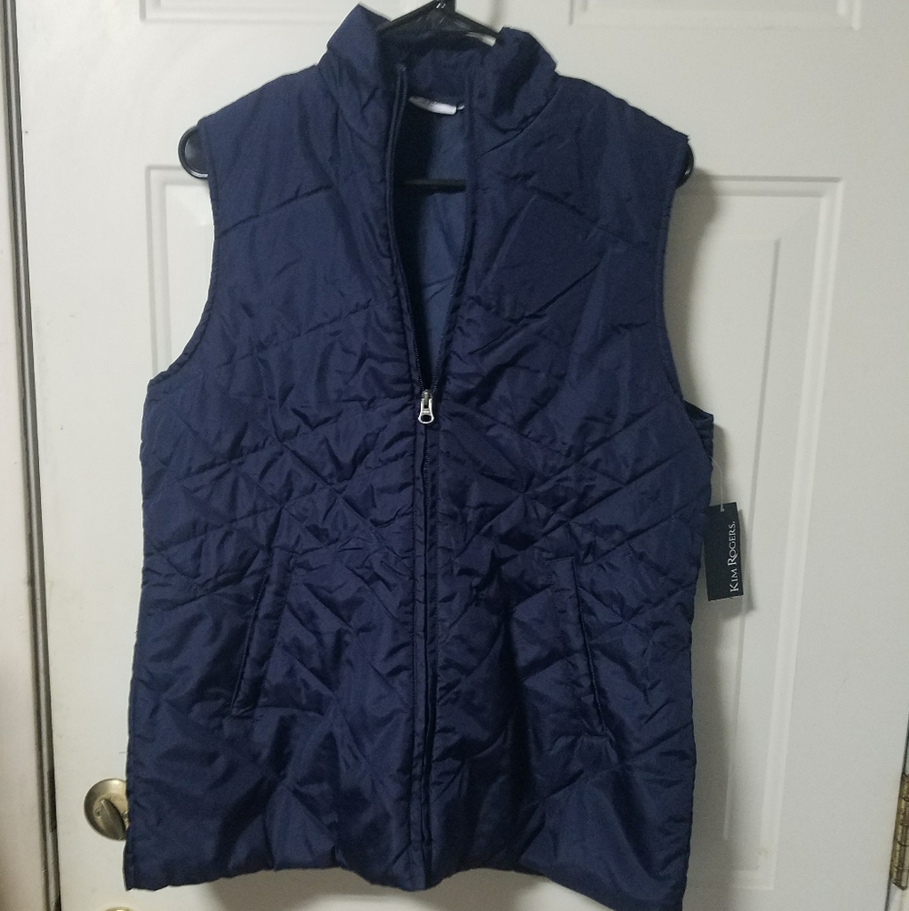 Women's puffy vest